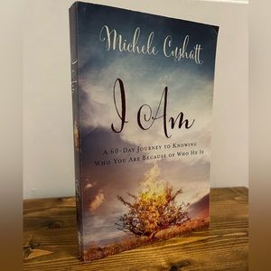 I Am by Michelle Cushatt - Paperback Book